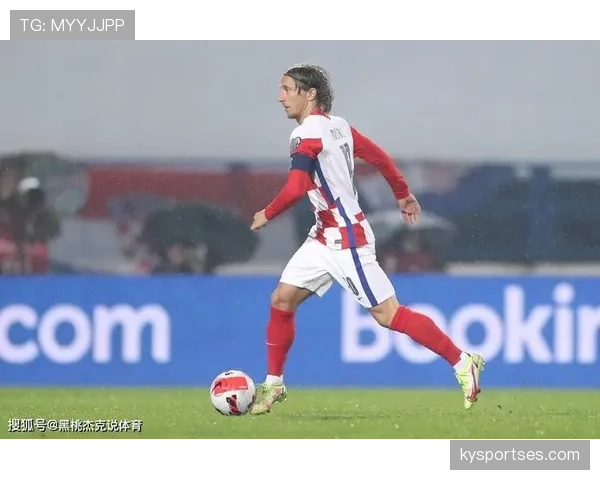 人墙距离规则解读：罚球时裁判如何精准判罚防守间距